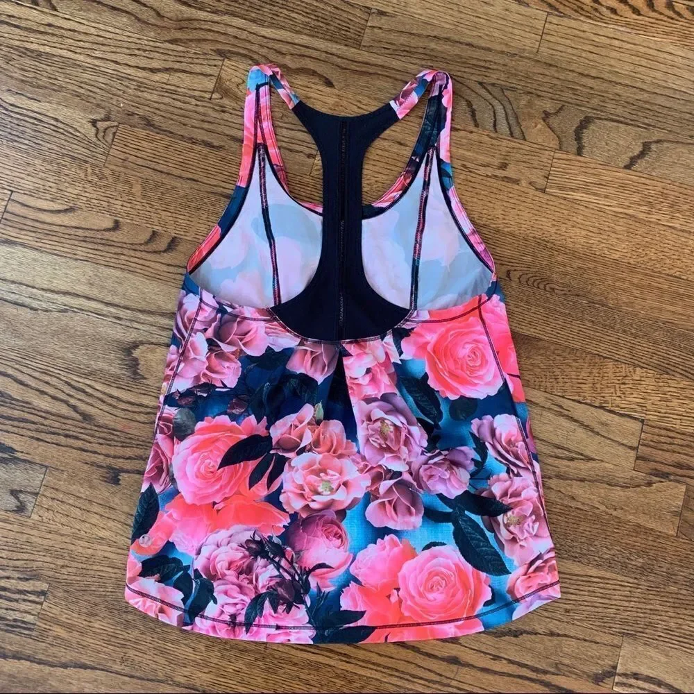 LULULEMON Lightened Up Singlet Secret Garden 6